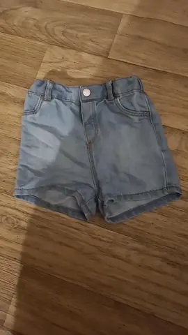 short 6/9 mois