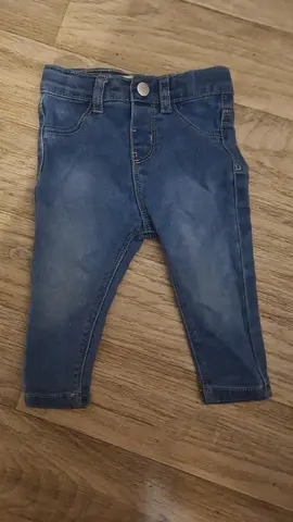 jeans 6/9 mois