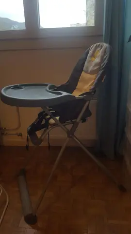 chaise haute pour bébé