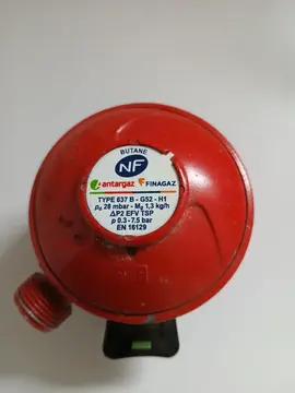 socle pour bouteille de gaz