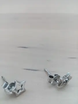 Boucles d'oreilles perçantes étoile 5mm environ