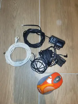 Lot Câbles TV/Telephone et Souris sans Fils