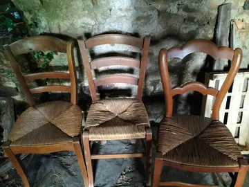 3 chaises bois /paille