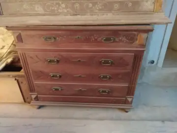 A donner Commode , armoire + lit bois massif