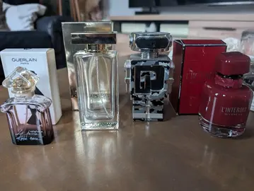 flacons de parfum vide