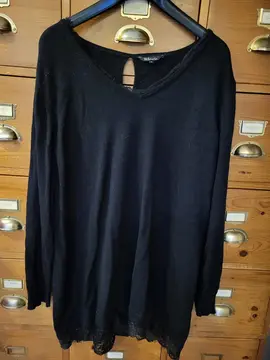 Pull noir Taille 48/50
