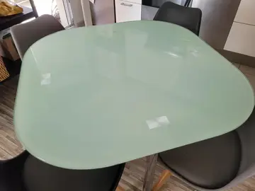table en verre