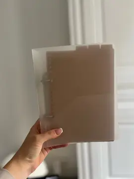 Petit classeur A5 transparent