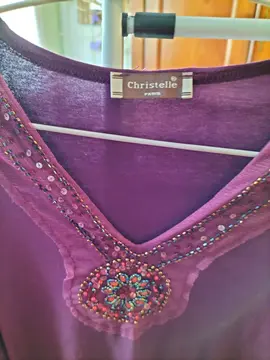 top violet taille 36/38 sequins intacts