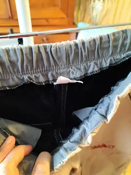 pantalon de ski ou skate ou de rue taille 38/40