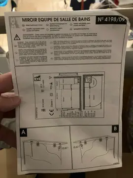 miroir de salle de bain avec 4 éclairage