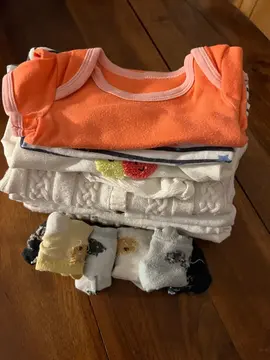 vêtements 9/ 12 mois fille