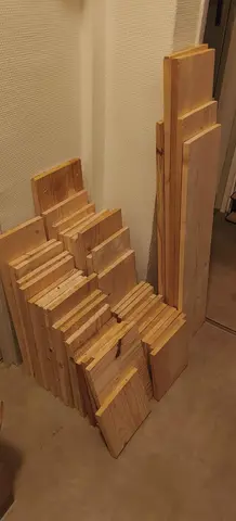 chutes planches en bois