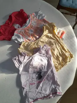 lot de 4 tee-shirts T 3 ans