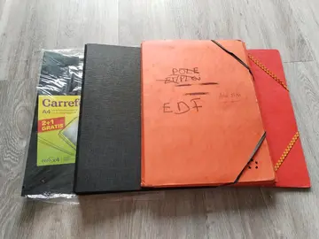 Classeurs + pochettes