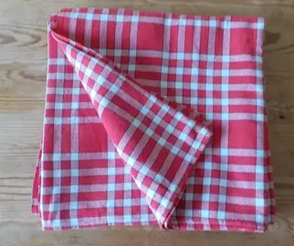 Nappe carrée 140 x 140 cm