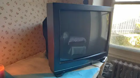Télévision Toshiba cathodique