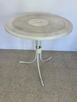 Table platique