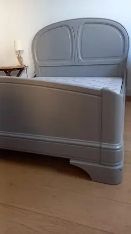 cadre lit merisier et table de nuit