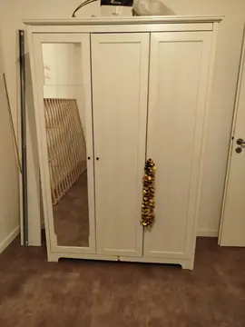 armoire trois portes