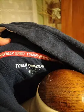 sweat tommy Hilfiger taille M