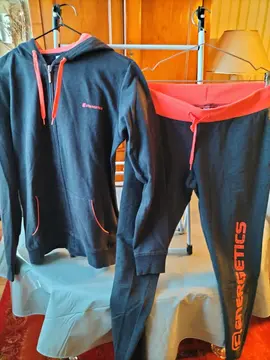 survêtement gris et corail taille 38/40