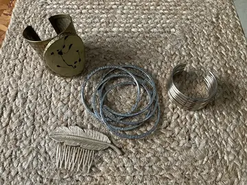 bracelets