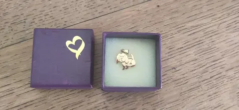 Pendentif petit chien