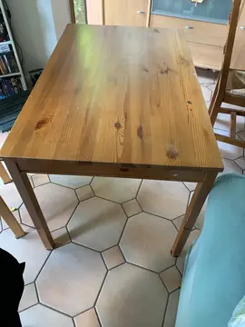 table de cuisine en bois