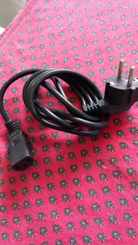 câble alimentation avec fiche Schuko