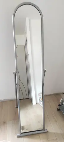 Miroir psyché sur pieds
