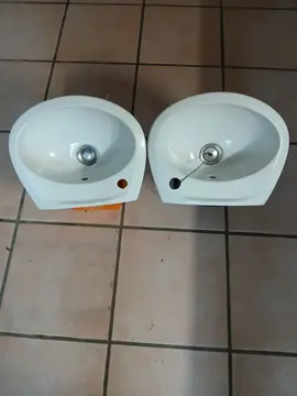 2 lave mains