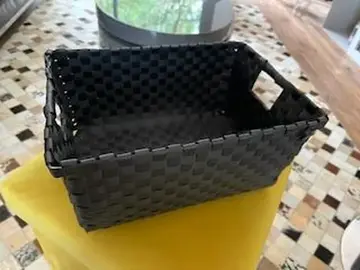 Panière noire