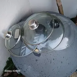 Lot de couvercles en verre, différents diamètres