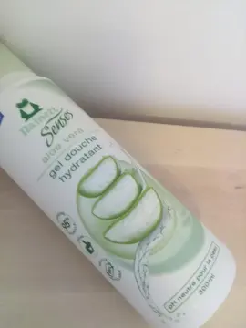 Gel douche Hydratante Aloe Vera 300ml presque plein