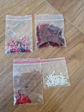 lot perles et paillettes a coudre