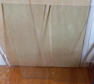 2 Etagères en verre