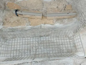 Tiroir à fixer sous un meuble