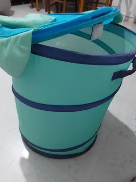 coffret ajouets et pour langer un bébé