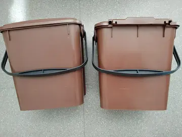 Poubelles à compost