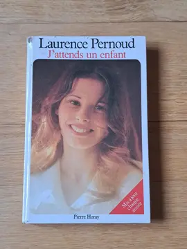 Livre J'attends un enfant de Laurence Pernoud