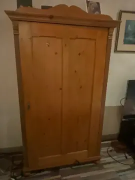 Armoire en bois