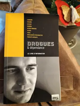 Livre d'information drogues et dépendances