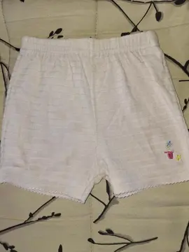 short 9 mois