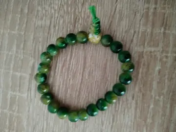 bracelet vert en pierre