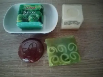 porte savon avec 4 savons
