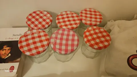 Lot de 4 pots de confiture vide