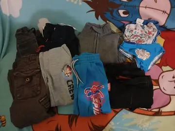 vêtements taille 4ans