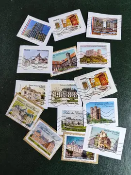 lot unique timbres Français..châteaux