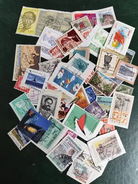 gros lot unique timbres étrangers 27/10